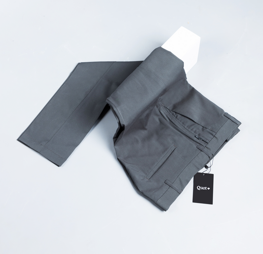 Pantalón Traveler Premium Gris